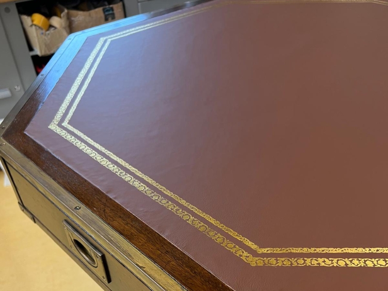 Polsterei_Tisch_Kappeln_Oelze